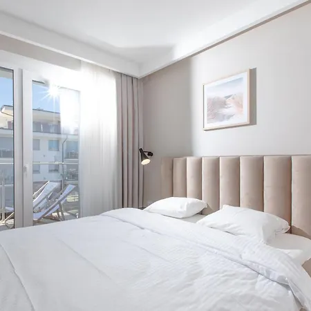 Apartment Klifowa 66 *